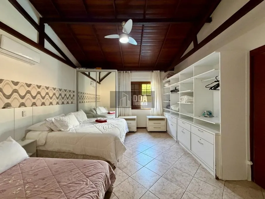 Casa para alquilar de 450 m² con 4 dormitorios — photo 21