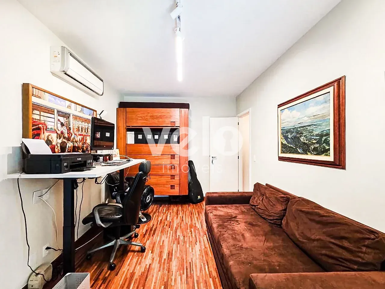 Furnished apartment with 4 bedrooms and 5 bathrooms — photo 29