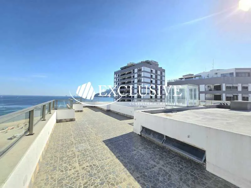 4-bedroom apartment with balcony and 5 bathrooms — photo 3