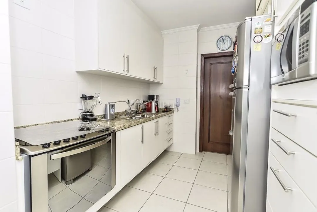 Apartamento com 3 dormitórios e 4 banheiros — photo 22