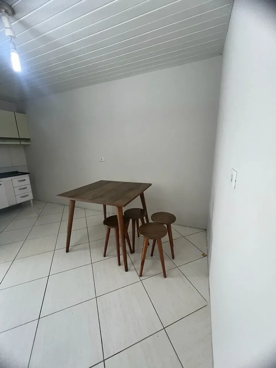 Kitnet estúdio de 20 m² com fogão a gás e 1 banheiro — photo 8