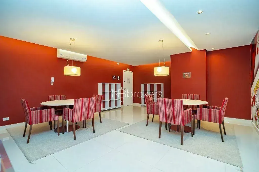 Furnished 2-bedroom apartment with private garden — photo 47