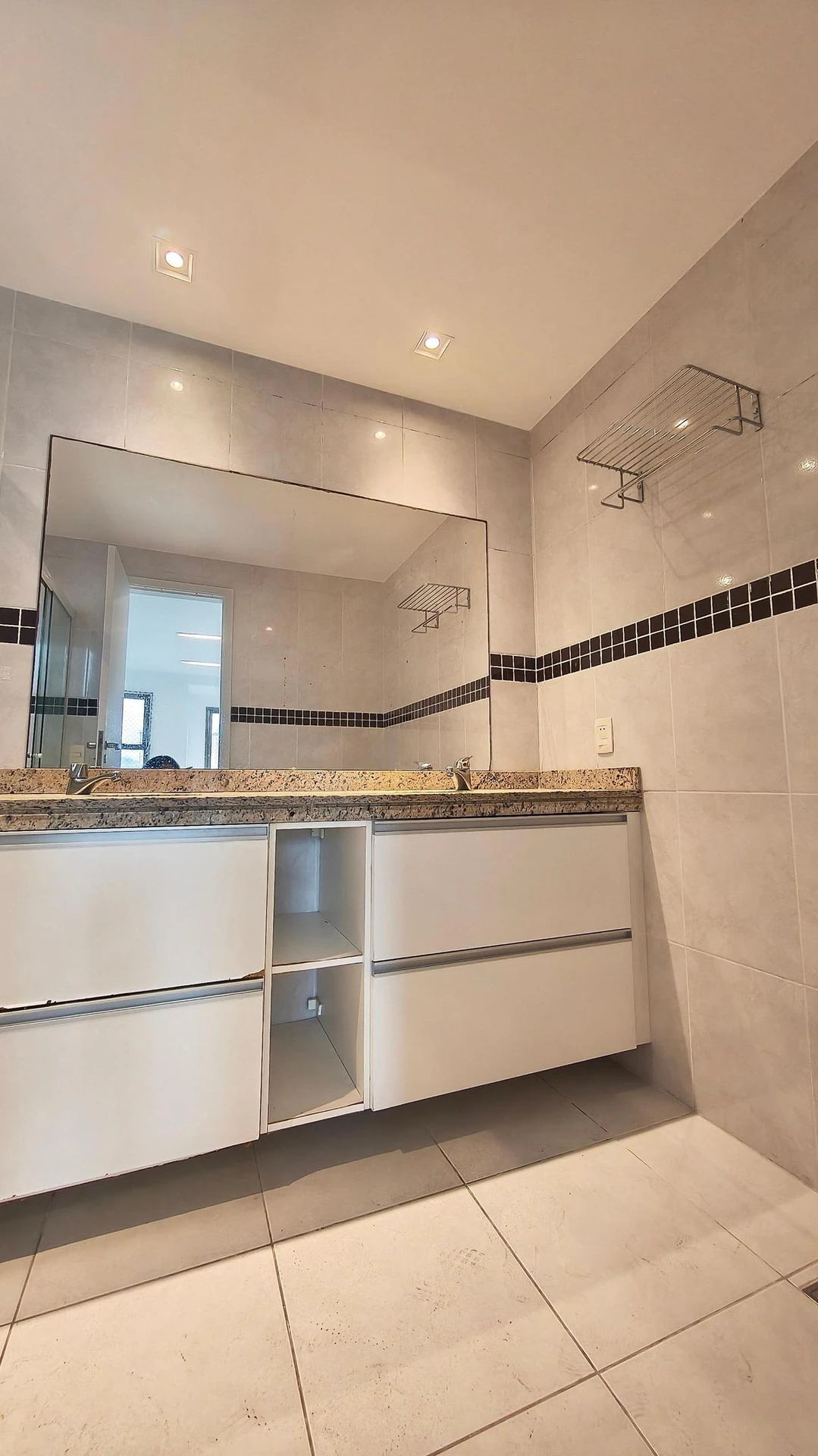 5-bedroom apartment with a washing machine in Rio de Janeiro — photo 46
