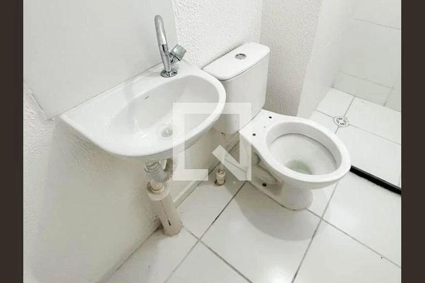 2-bedroom apartment in a building with a gym — photo 29