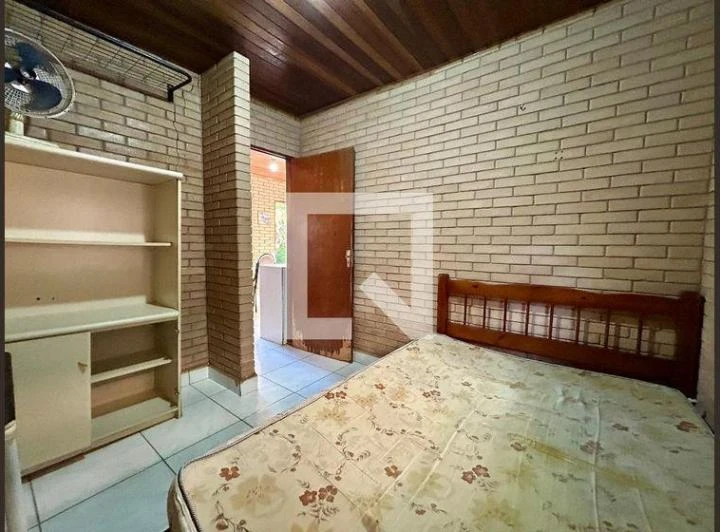 Apartamento amueblado de 2 dormitorios con balcón y jardín privado — photo 7