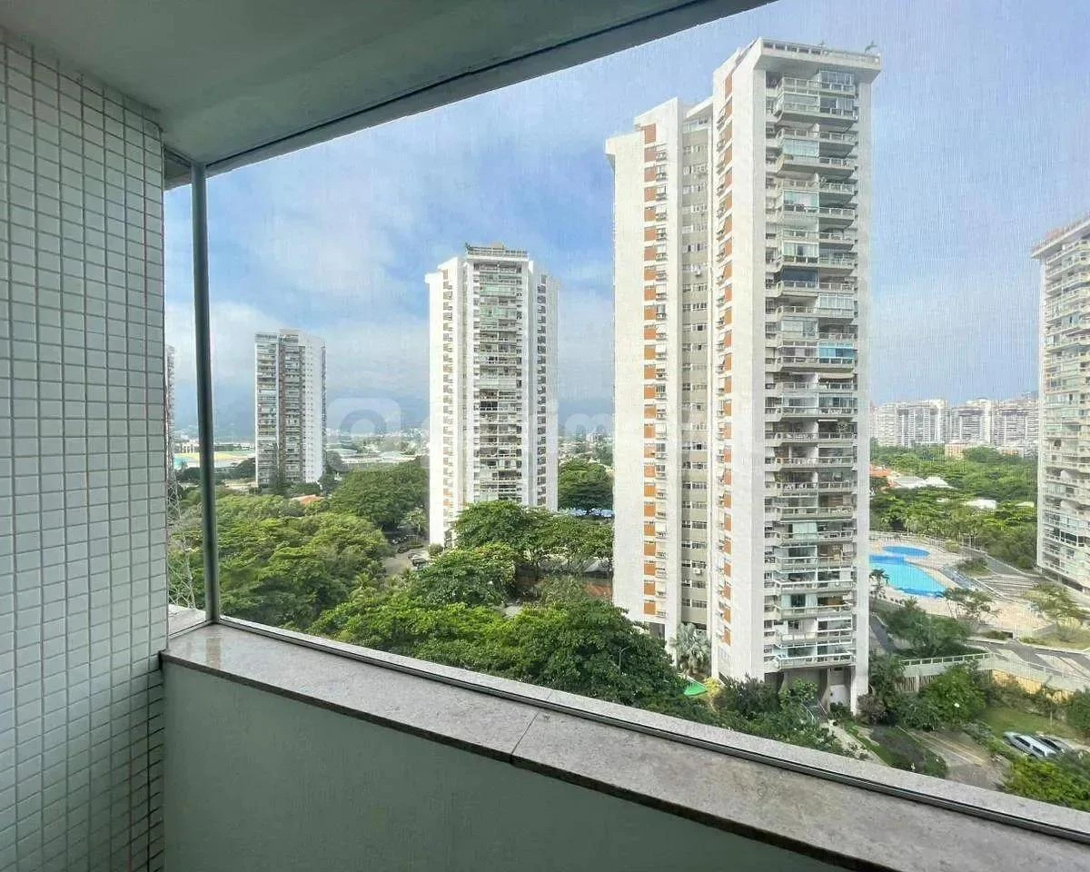 Water view in a one-bedroom apartment, 30 m² — photo 13