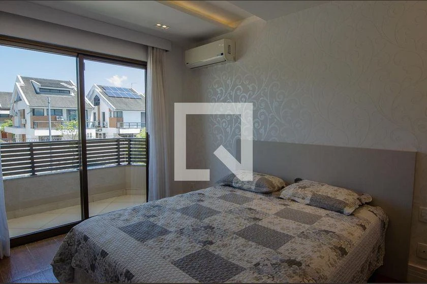 Casa de 4 quartos com 234 m² e 6 banheiros — photo 35