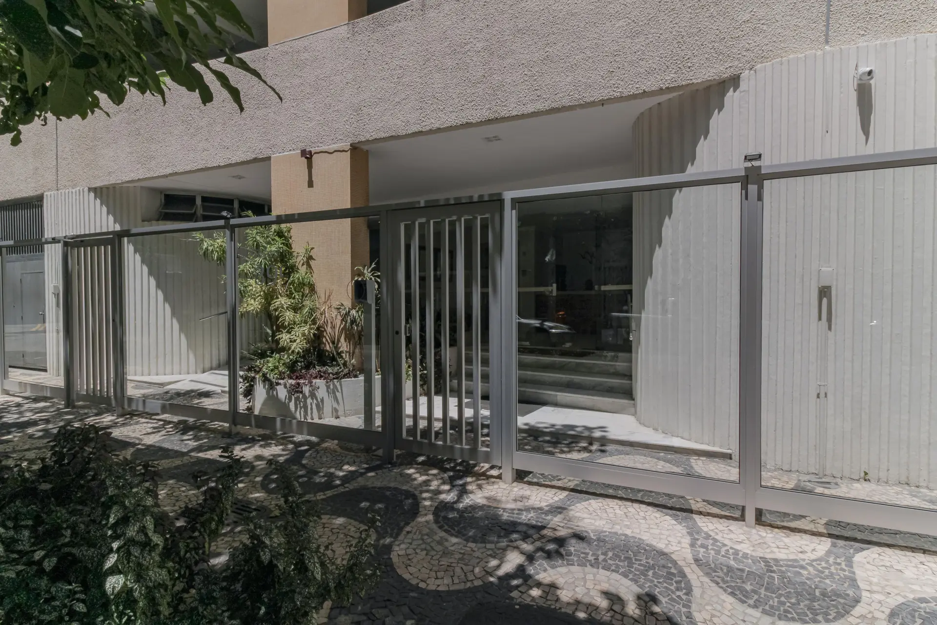 Unfurnished apartment with 3 bedrooms, 3 baths and parking — photo 21