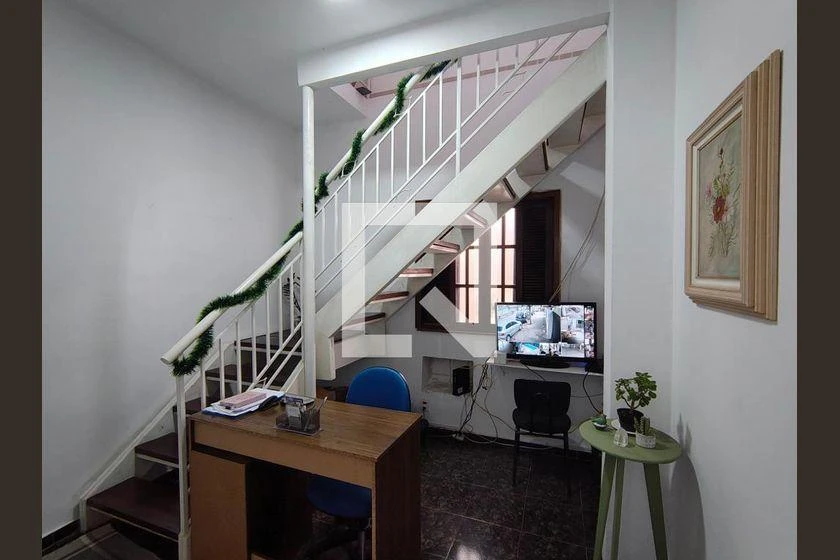 Furnished house with 5 bedrooms and 631 m² — photo 30