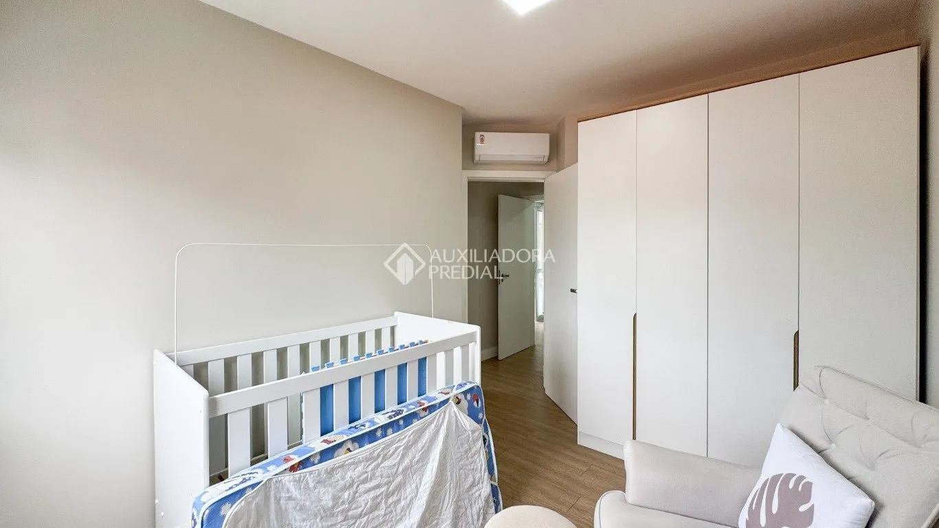 Washing machine in a 2-bedroom apartment, 59 m² — photo 20