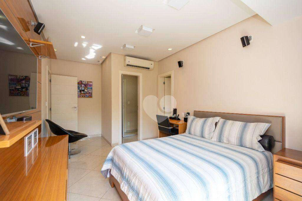 Furnished house with 7 en-suite bedrooms and 10 baths — photo 18