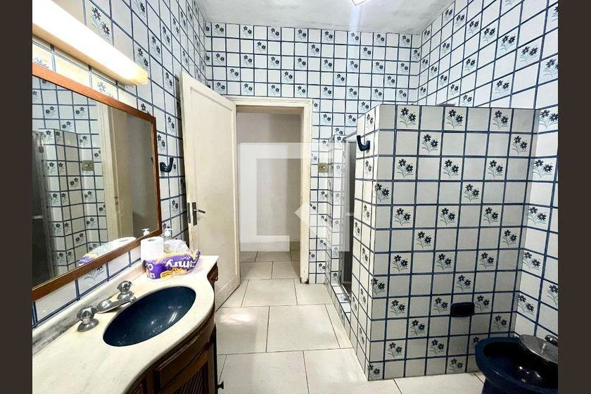 Furnished house, 9900 m², with a washing machine — photo 24
