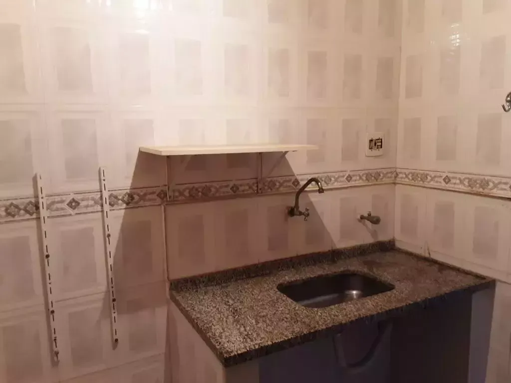 Commercial house with 1 bedroom and 1 bathroom — photo 21