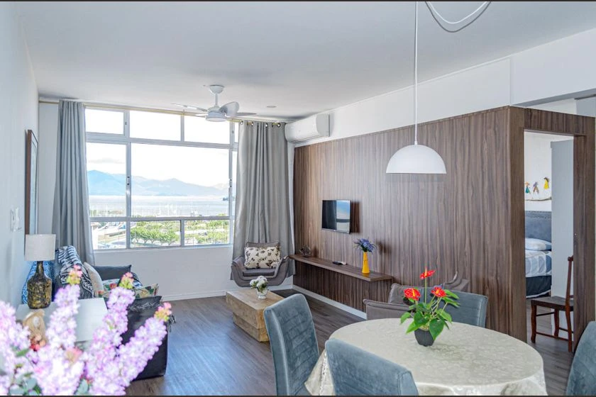 Furnished 1-bedroom apartment with open-plan kitchen — photo 8