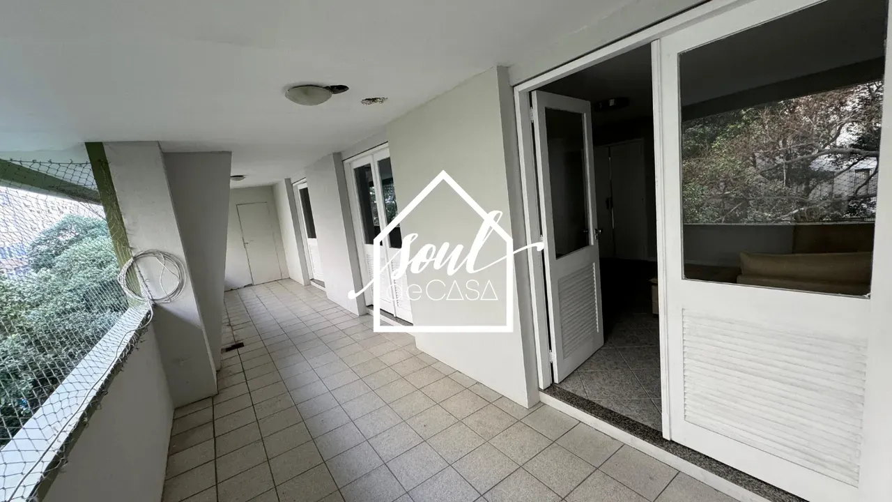Furnished apartment with 2 bedrooms and 2 parking spaces — photo 40