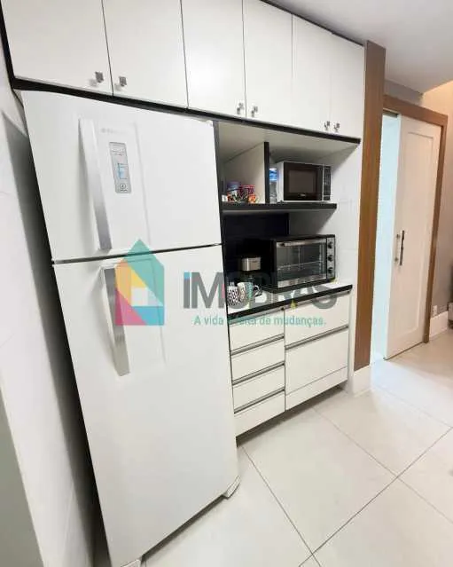 Furnished 1-bedroom apartment with 2 bathrooms — photo 4