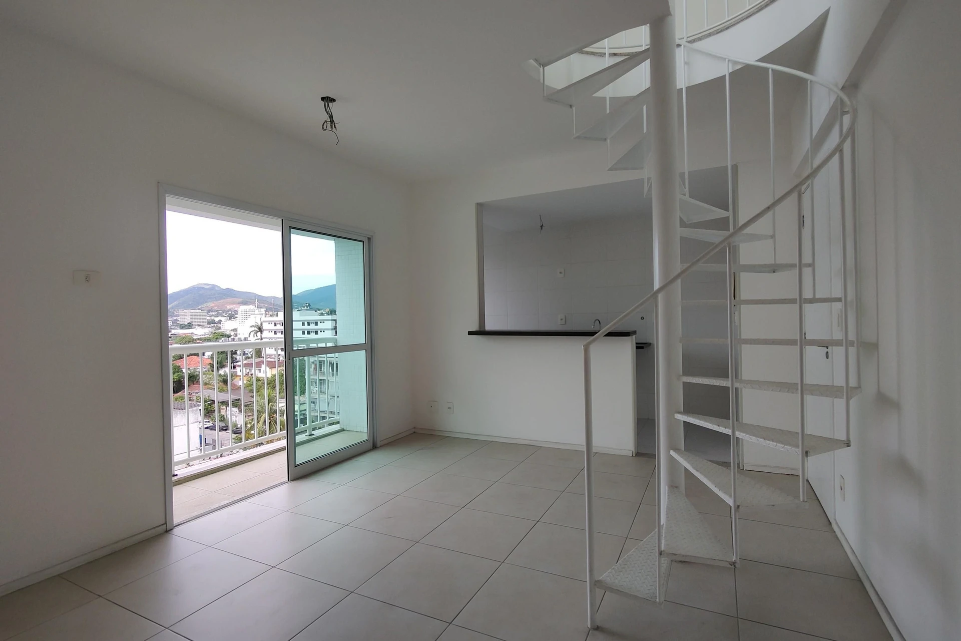 Apartment with 2 bedrooms, balcony and 1 parking space — photo 30