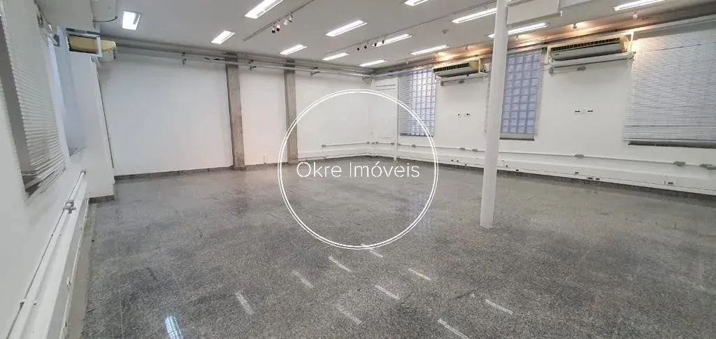 House with 1 bedroom and 5 bathrooms, 600 m² — photo 3