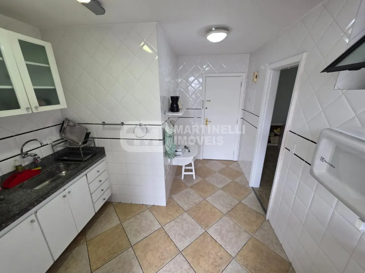 Apartamento mobiliado com 2 quartos e 1 banheiro — photo 4