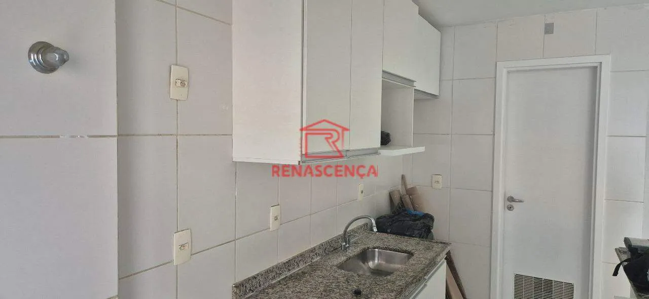 2-bedroom apartment in a building with a gym — photo 10