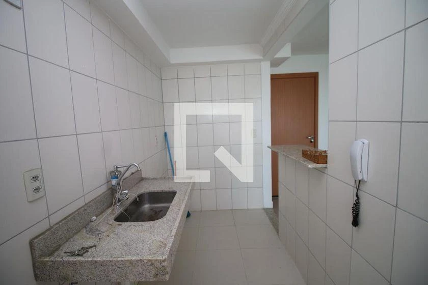 2-bedroom apartment in a building with a gym — photo 26