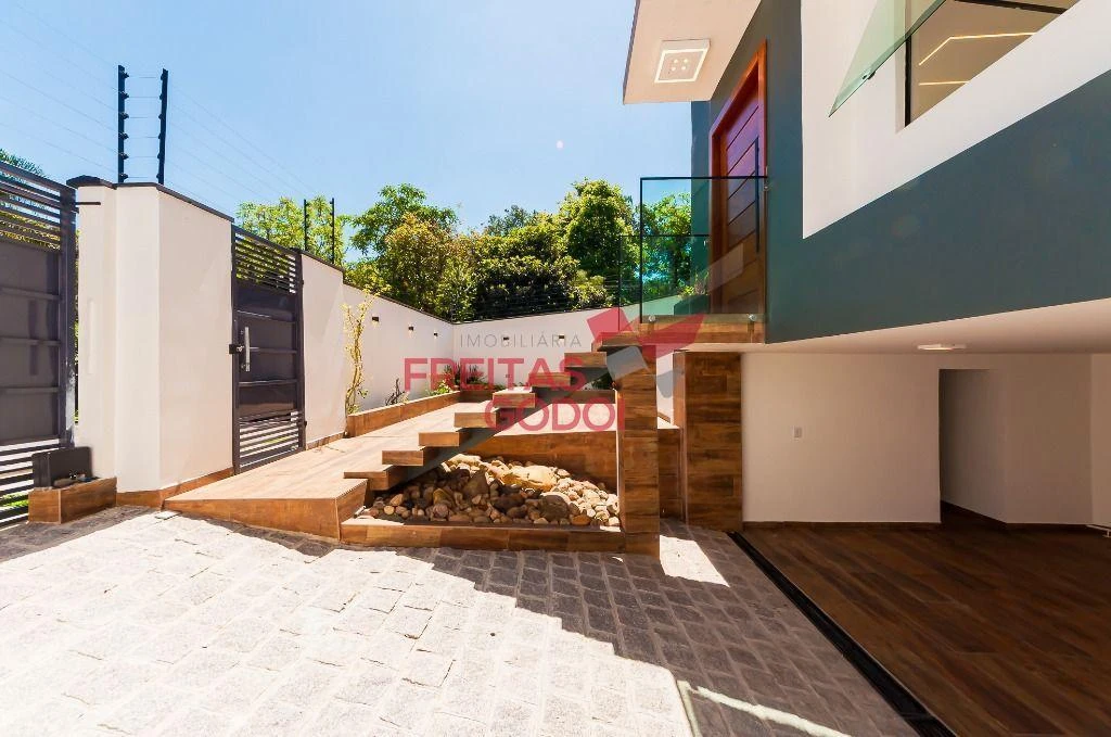 House, 103 m², with a glass-enclosed balcony — photo 34