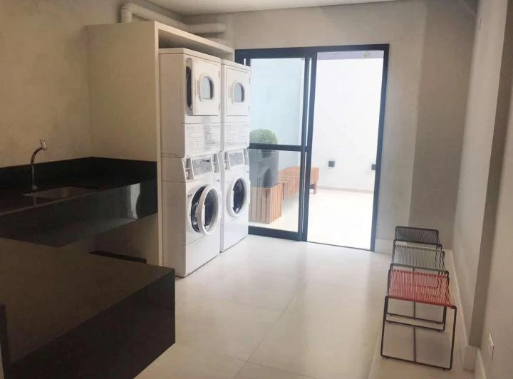 Меблированная студия 27 м² с видом на город — photo 4