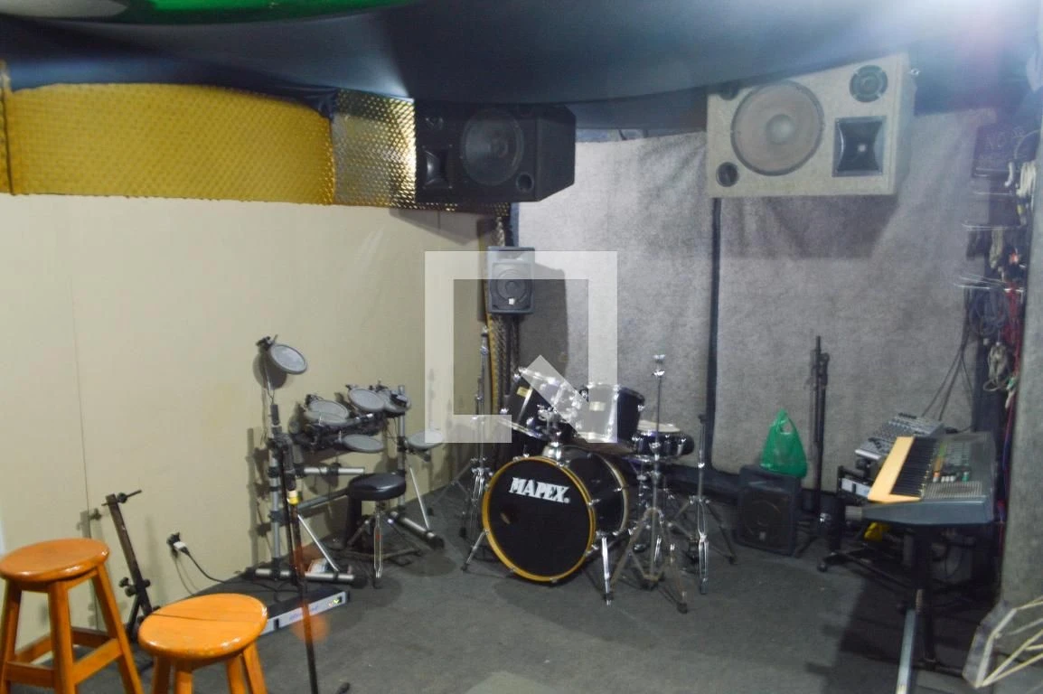 Casa mobiliada com 1 quarto e 2 banheiros, 3 vagas — photo 29
