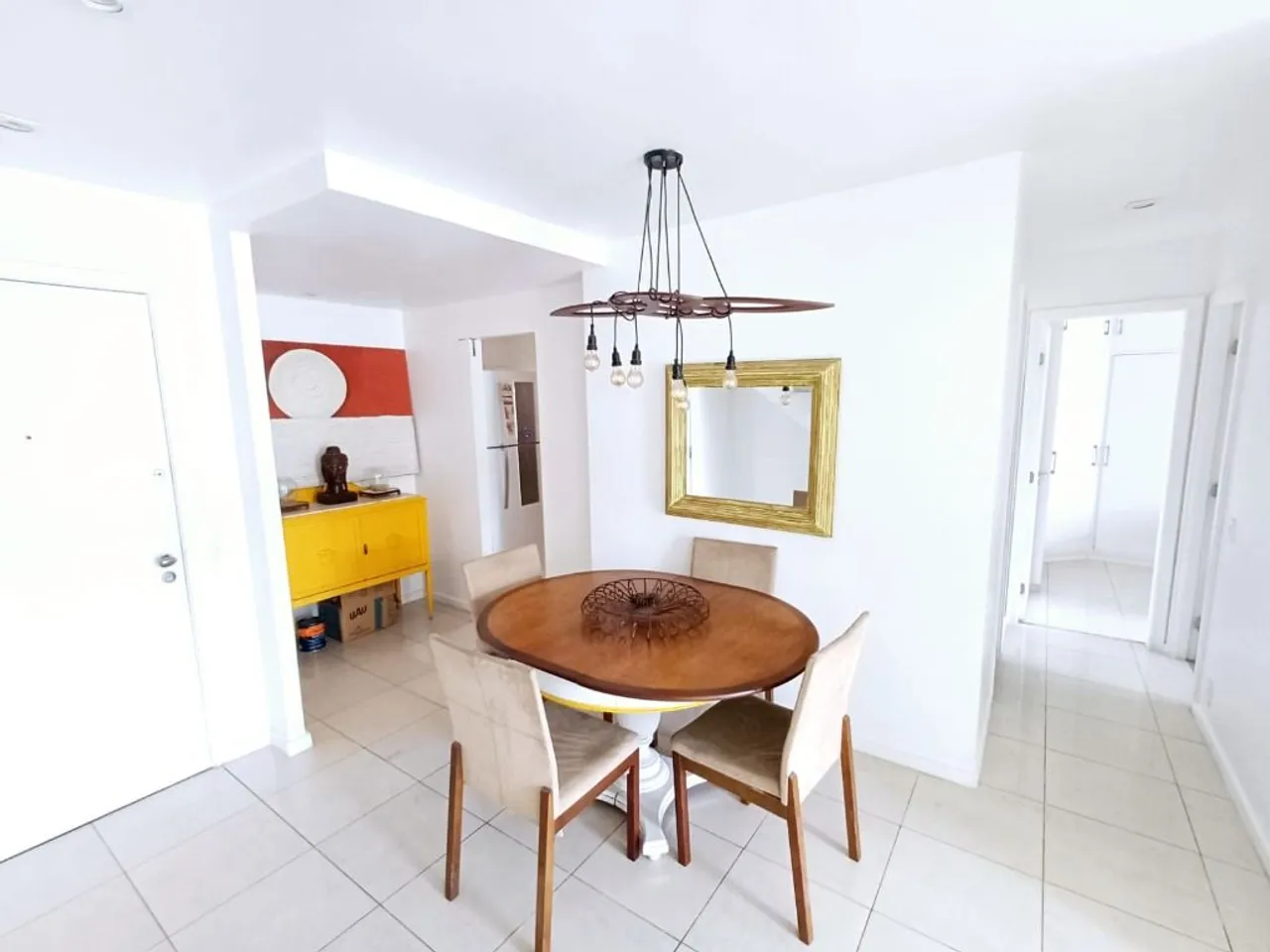 203 m² apartment with 3 bedrooms and enclosed balcony — photo 6
