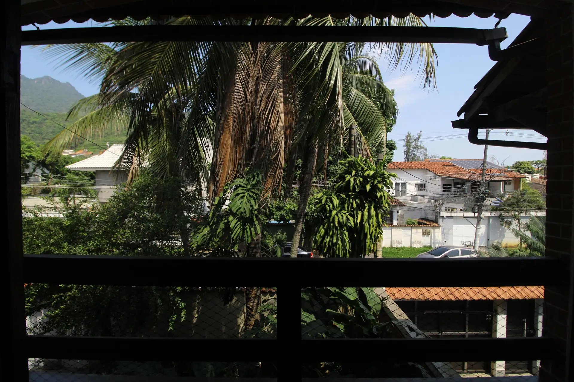 House, 450 m², with a grill on the balcony — photo 9