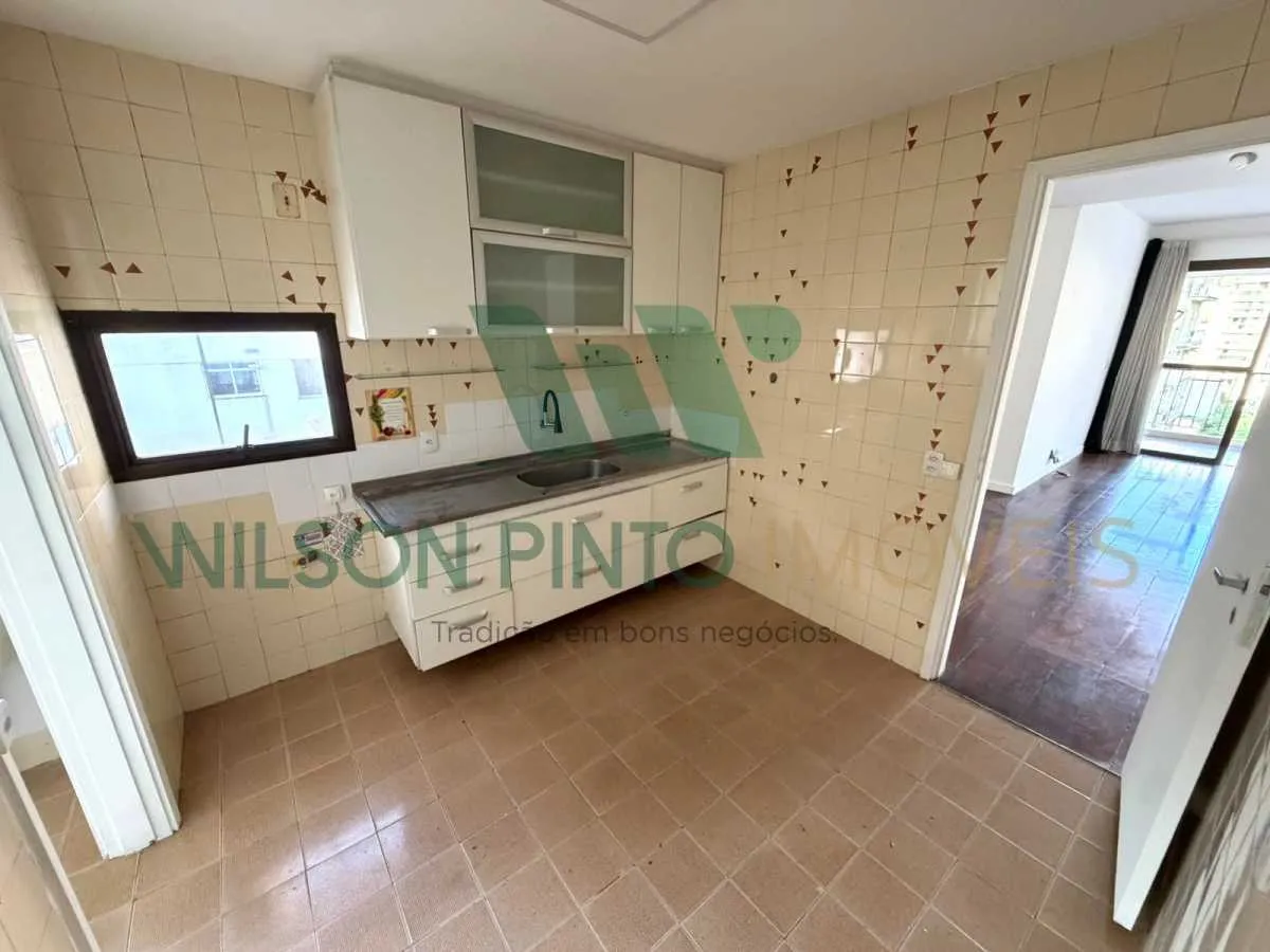 2-bedroom apartment with a mountain view in Rio de Janeiro — photo 11