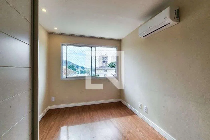 Apartment, 66 m², with a glass-enclosed balcony — photo 22