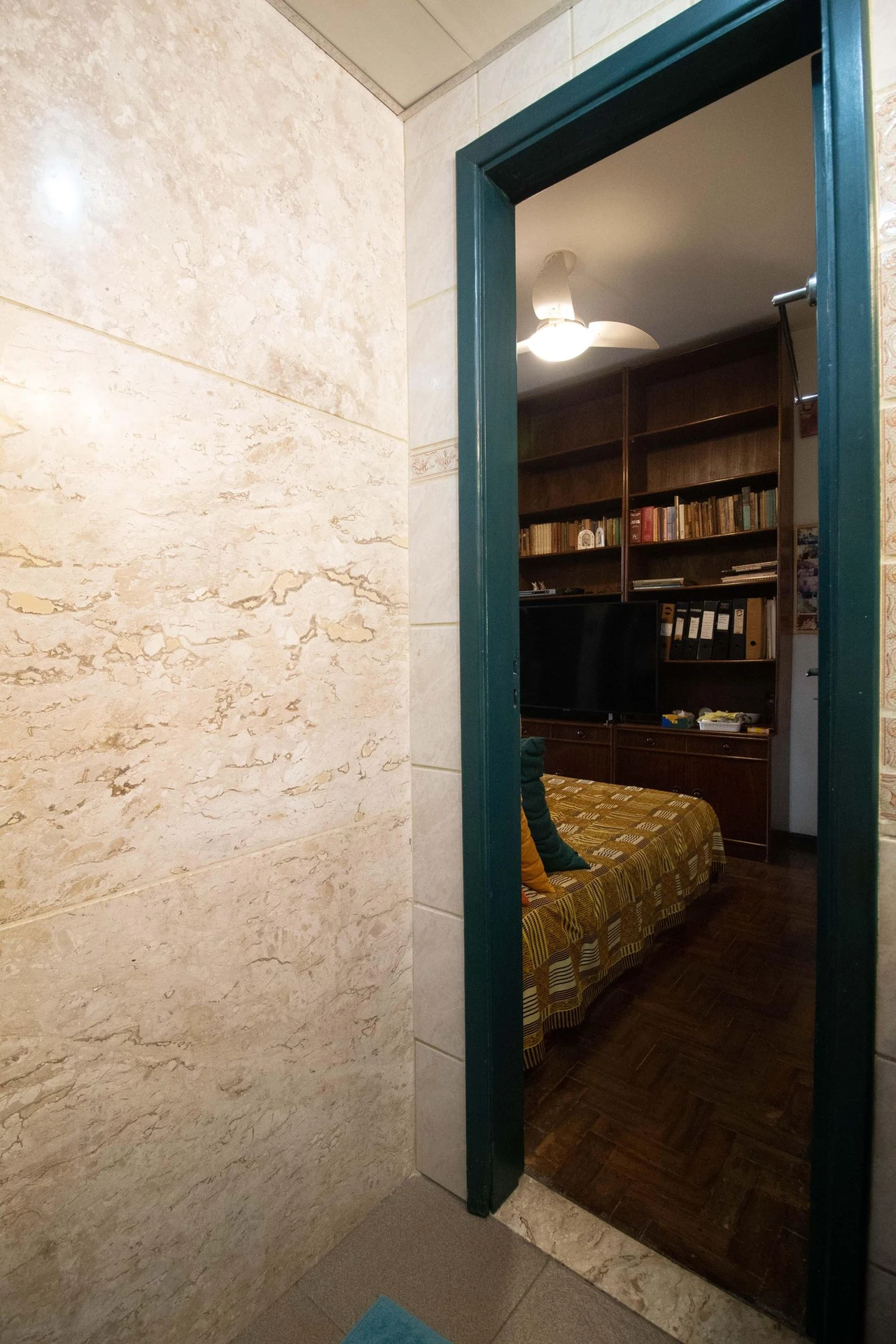 3-bedroom apartment with a water view in Rio de Janeiro — photo 21