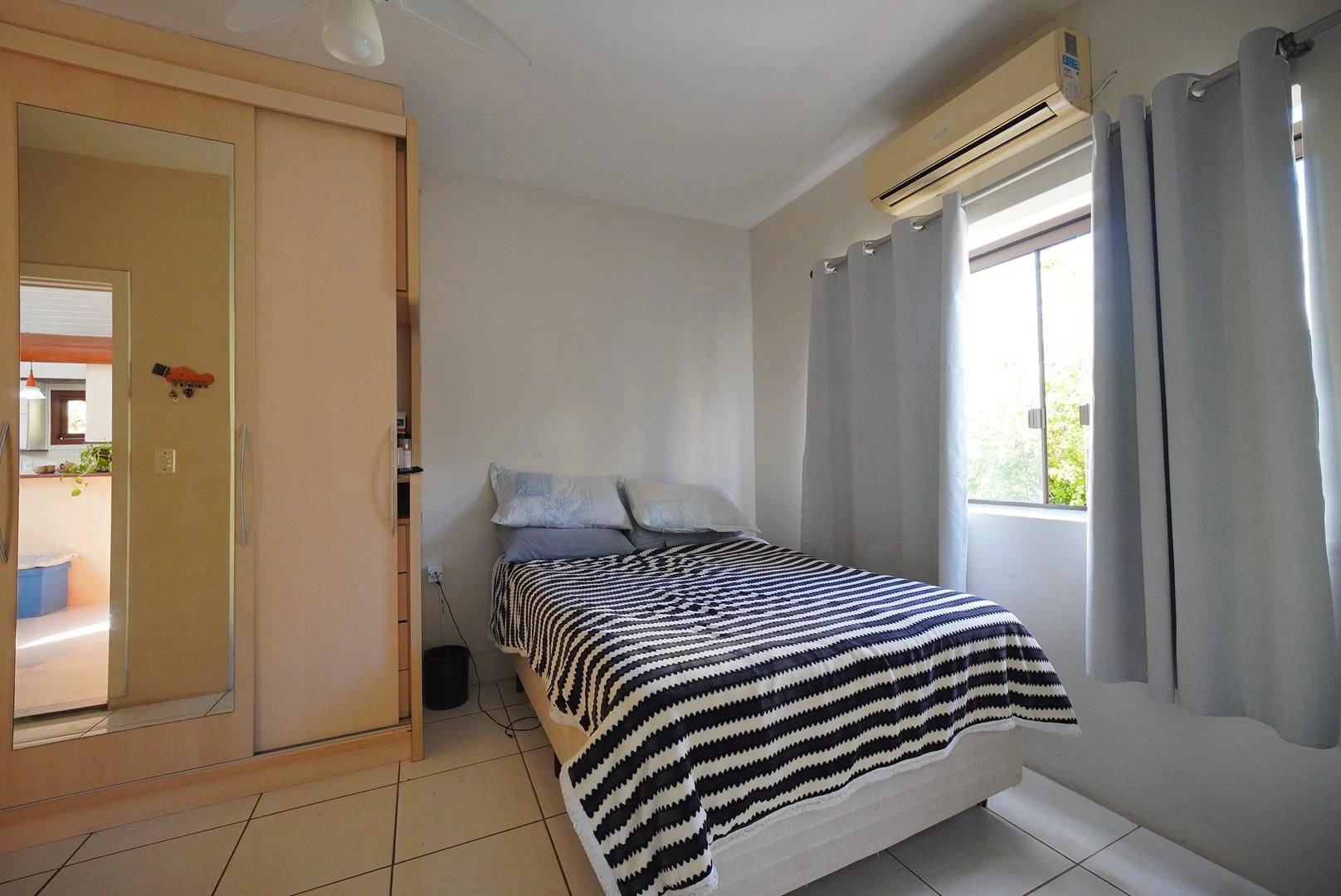 Garden in a 3-bedroom house, 225 m² — photo 23