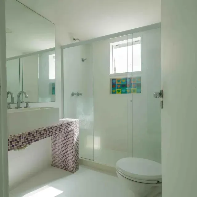 Furnished house, 470 m², with a bathtub — photo 41