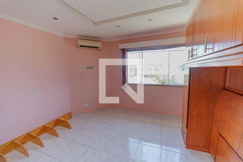 Casa mobiliada, 406 m², com banheira — photo 34