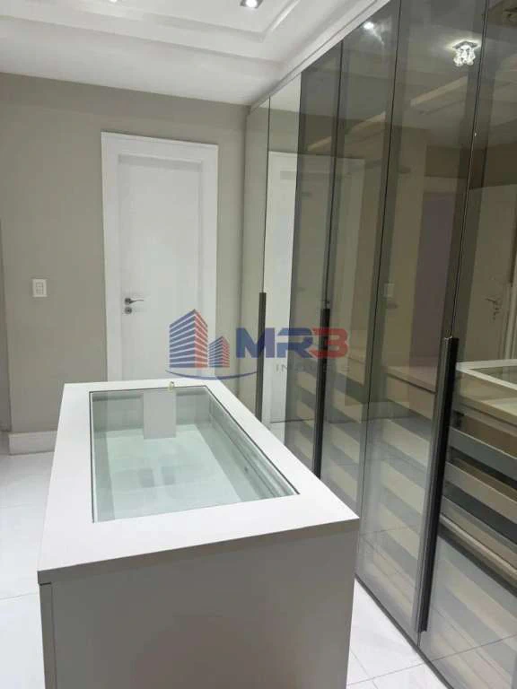 Casa triplex mobiliada com 4 suítes e 9 banheiros — photo 9
