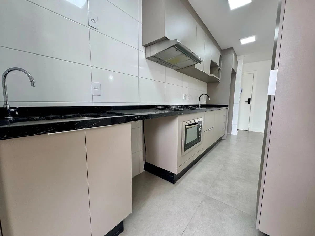 Вид на воду и 3 спальни: квартира 95 м² — photo 15