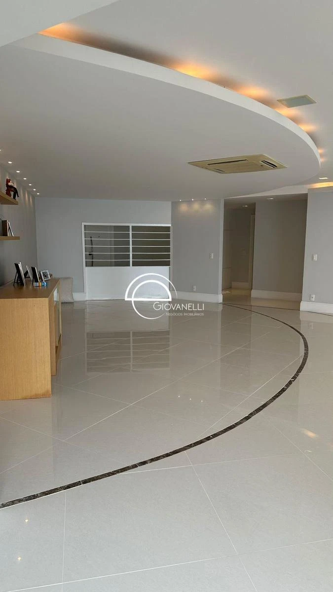 Apartamento de 300 m² com banheira e vista para a água — photo 10