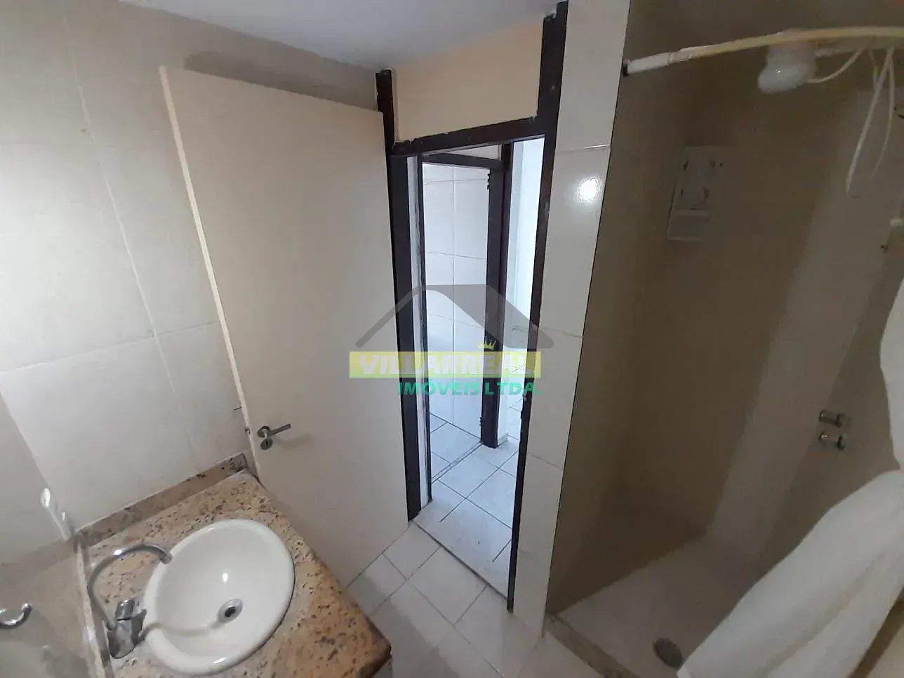 Unfurnished apartment with 2 bedrooms and 2 bathrooms — photo 22