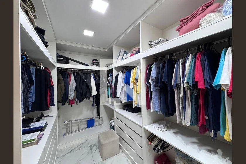 Furnished 367 m² apartment with 4 bedrooms and 3 parking — photo 20