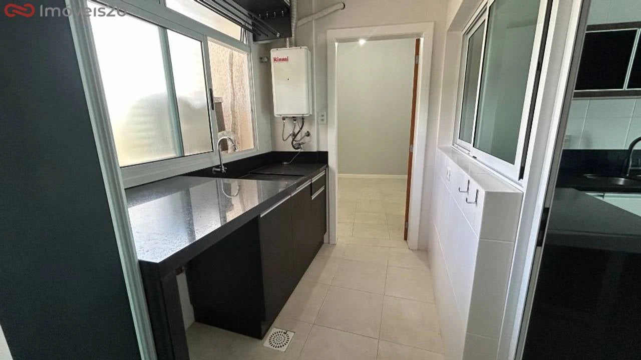 3 en-suite bedroom apartment with gourmet balcony 206 m² — photo 27