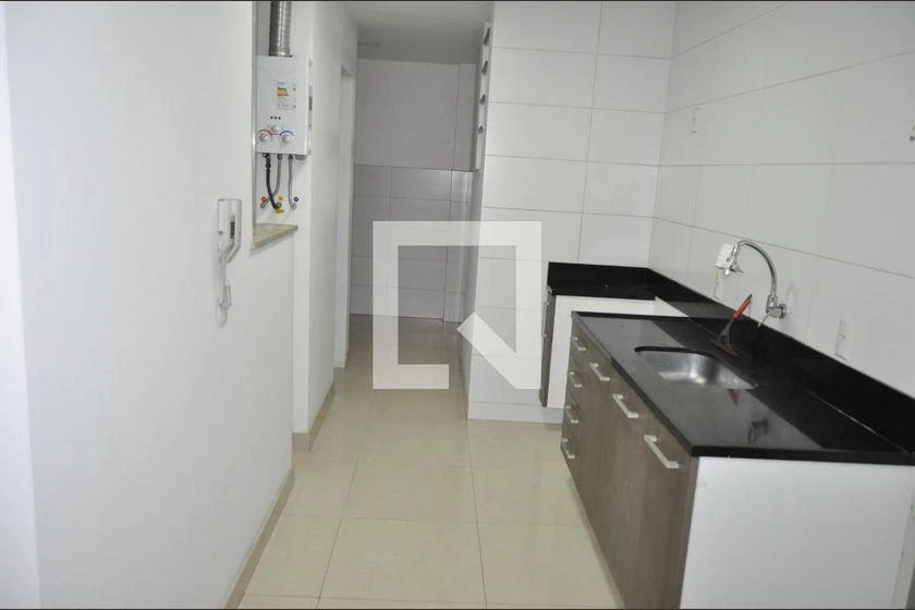 Apartamento com piso de madeira ou laminado, Méier — photo 3