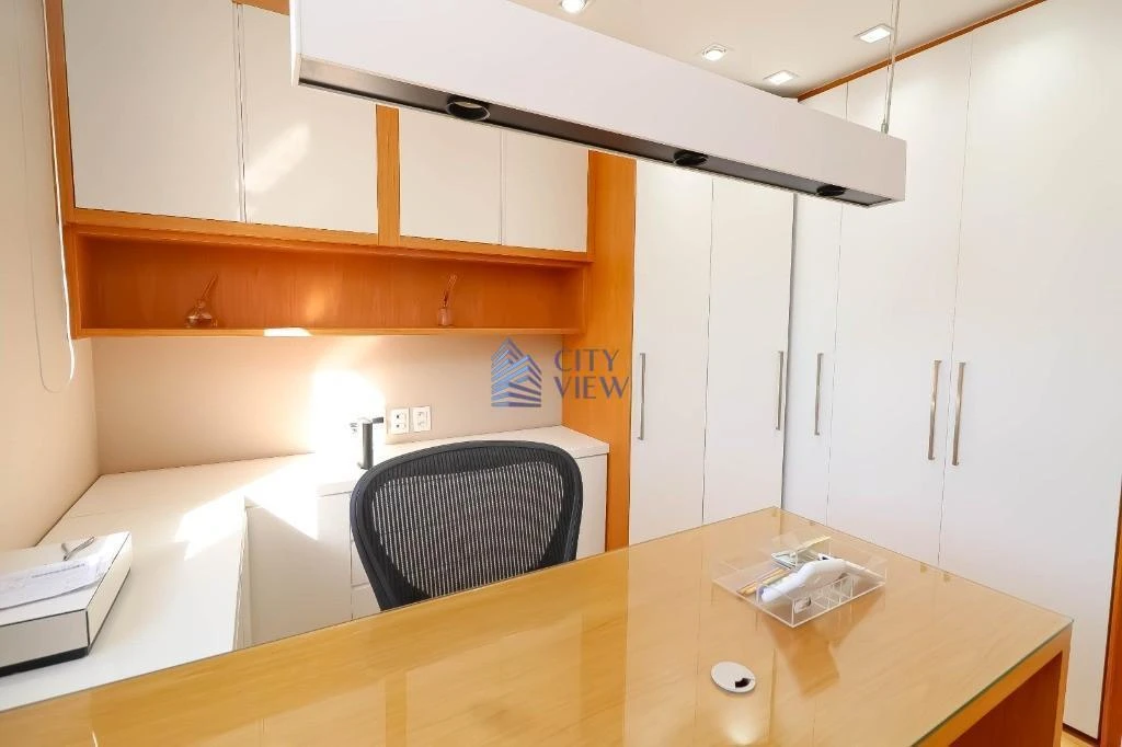 Dishwasher in a 4-bedroom apartment, 280 m² — photo 40
