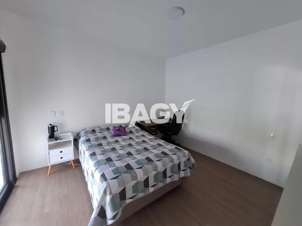 Furnished house with 4 en-suites and 220 m², no parking — photo 11