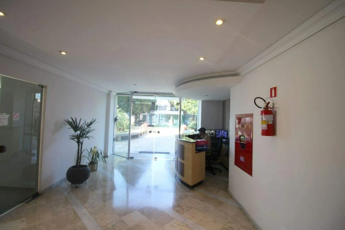 Apartment, 48 m², with wood or laminate floors — photo 22
