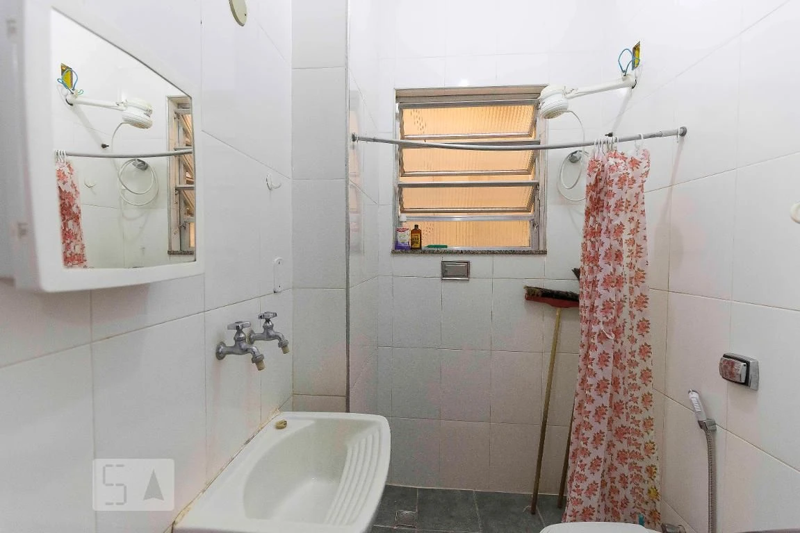 Estudio amueblado con lavadora y 1 baño — photo 11