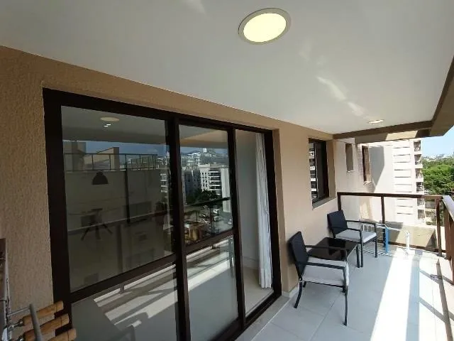 Apartamento com 4 dormitórios e cozinha americana a gás — photo 18