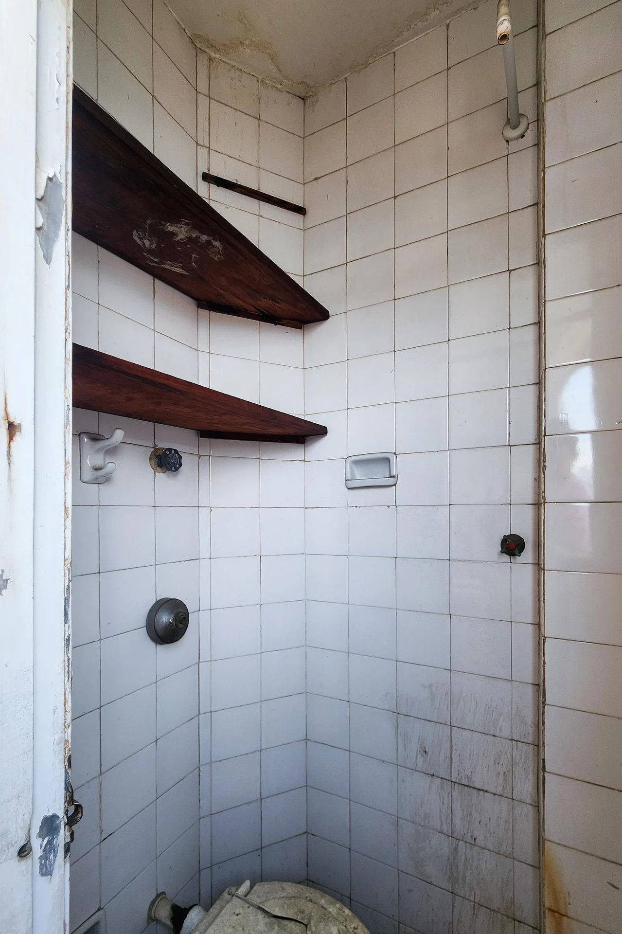 1-bedroom unfurnished apartment with 1 bathroom and parking — photo 26