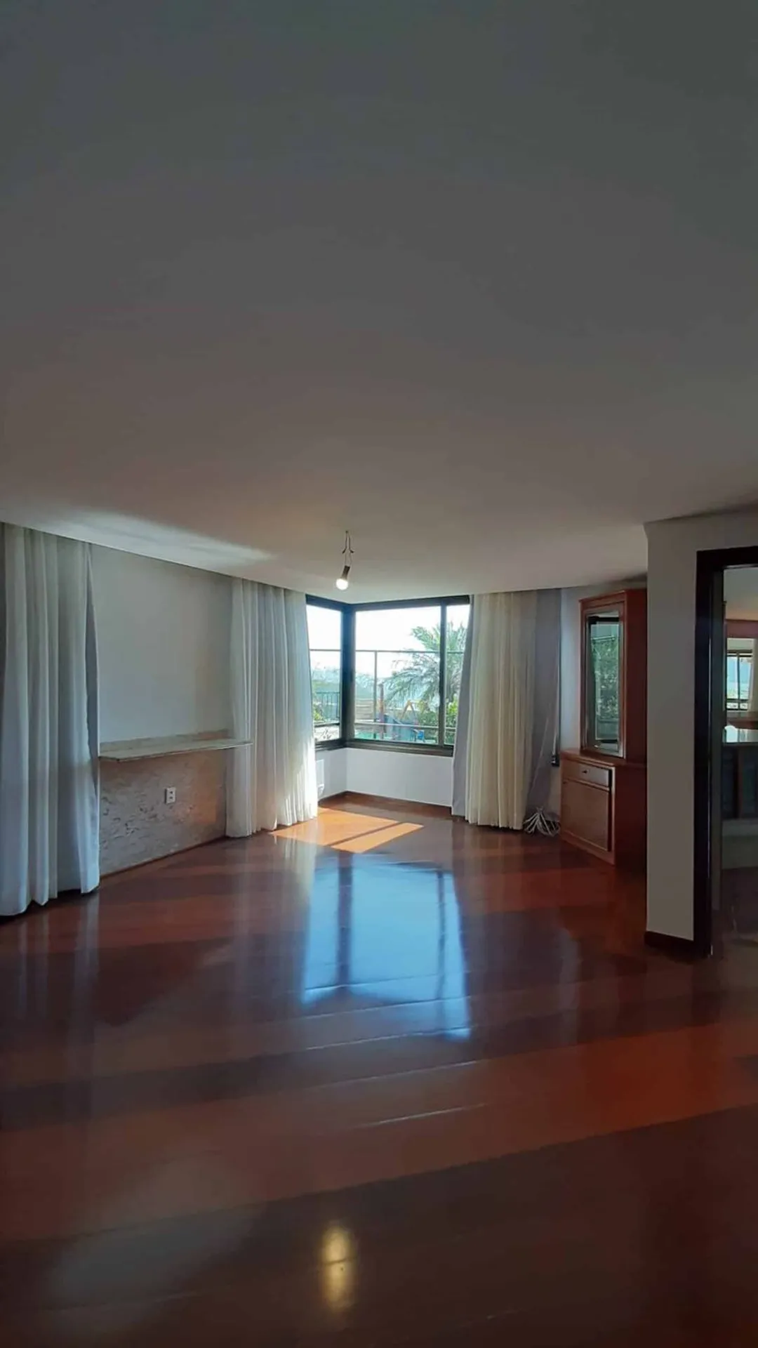 283 m² apartment with 4 bedrooms and 2 en-suites — photo 38